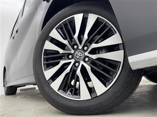 アルファード ２．５Ｓ　Ｃパッケージ　サンルーフ　後席モニター　デジタルインナーミラー　ＢＳＭ　ＲＣＴＡ　アダプティブクルーズコントロール　セーフティセンス　１００Ｖ電源　フルセグＴＶ　ＣＤ／ＤＶＤ　ＥＴＣ２．０　ドライブレコーダー　禁煙（31枚目）