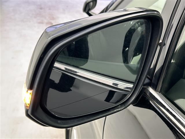 ヴェルファイア ２．５Ｚ　アルパイン１０型ナビ　１２．８型フリップダウンモニター　ＲＳ－Ｒダウンサス　両側パワースライドドア　バックモニター　ＥＴＣ　電動パーキングブレーキ　オートホールド　クリアランスソナー　ＬＥＤヘッド（31枚目）