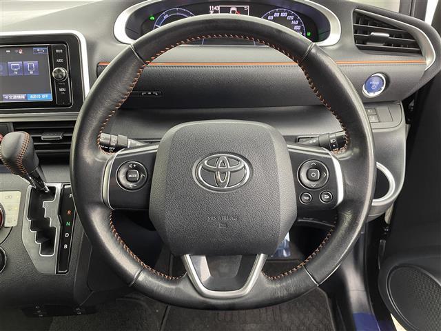 シエンタ ハイブリッドＧ　クエロ　純正ナビ　後席モニター　両側パワースライドドア　バックモニター　ＥＴＣ２．０　ドライブレコーダー　ＬＥＤヘッドランプ　フォグランプ　１６インチＡＷ　オートライト　トヨタセーフティセンス　禁煙車（9枚目）