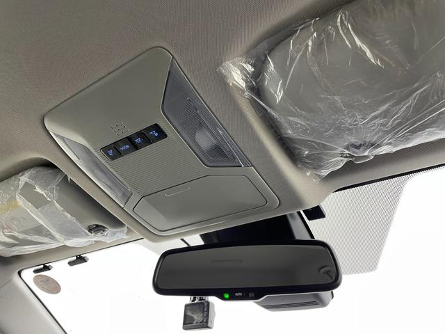 ＲＡＶ４ アドベンチャー　オフロードパッケージ　純正９型ナビ　パワーバックドア　ＢＳＭ　ＲＣＴＡ　アダプティブクルーズ　シートヒーター／ベンチレーション　ステアリングヒーター　メモリ機能付パワーシート　１００Ｖ電源　ＴＲＤマッドフラップ　禁煙車（16枚目）