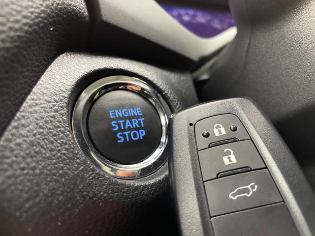 ＲＡＶ４ アドベンチャー　オフロードパッケージ　純正９型ナビ　パワーバックドア　ＢＳＭ　ＲＣＴＡ　アダプティブクルーズ　シートヒーター／ベンチレーション　ステアリングヒーター　メモリ機能付パワーシート　１００Ｖ電源　ＴＲＤマッドフラップ　禁煙車（23枚目）