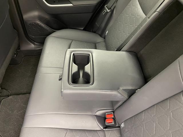ＲＡＶ４ アドベンチャー　オフロードパッケージ　純正９型ナビ　パワーバックドア　ＢＳＭ　ＲＣＴＡ　アダプティブクルーズ　シートヒーター／ベンチレーション　ステアリングヒーター　メモリ機能付パワーシート　１００Ｖ電源　ＴＲＤマッドフラップ　禁煙車（33枚目）