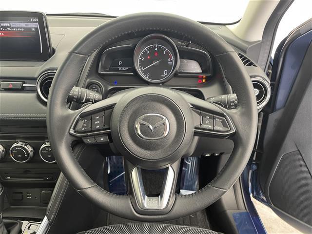 デミオ ＸＤツーリング　純正ナビ　ＢＳＭ　レーダークルーズコントロール　衝突軽減ブレーキ　シートヒーター　ドライブレコーダー　ＥＴＣ　ＬＥＤヘッドライト　フォグランプ　純正１６インチＡＷ　スマートキー　禁煙車（9枚目）