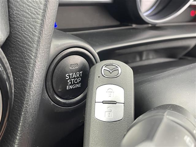 デミオ ＸＤツーリング　純正ナビ　ＢＳＭ　レーダークルーズコントロール　衝突軽減ブレーキ　シートヒーター　ドライブレコーダー　ＥＴＣ　ＬＥＤヘッドライト　フォグランプ　純正１６インチＡＷ　スマートキー　禁煙車（14枚目）