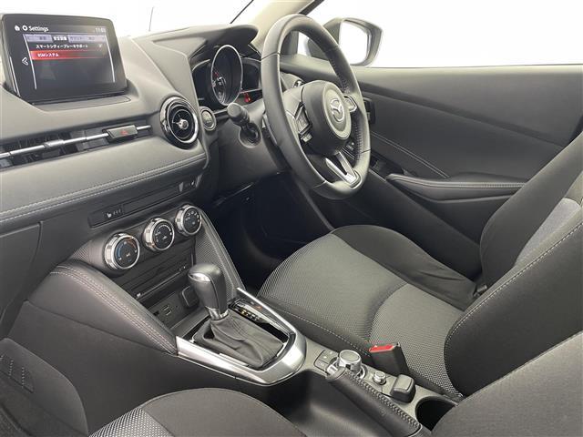 デミオ ＸＤツーリング　純正ナビ　ＢＳＭ　レーダークルーズコントロール　衝突軽減ブレーキ　シートヒーター　ドライブレコーダー　ＥＴＣ　ＬＥＤヘッドライト　フォグランプ　純正１６インチＡＷ　スマートキー　禁煙車（24枚目）