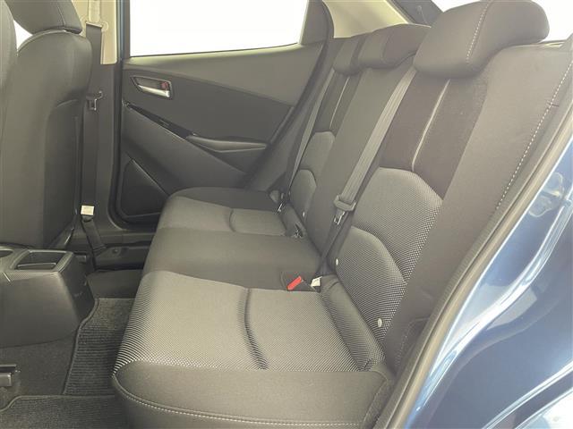 デミオ ＸＤツーリング　純正ナビ　ＢＳＭ　レーダークルーズコントロール　衝突軽減ブレーキ　シートヒーター　ドライブレコーダー　ＥＴＣ　ＬＥＤヘッドライト　フォグランプ　純正１６インチＡＷ　スマートキー　禁煙車（26枚目）