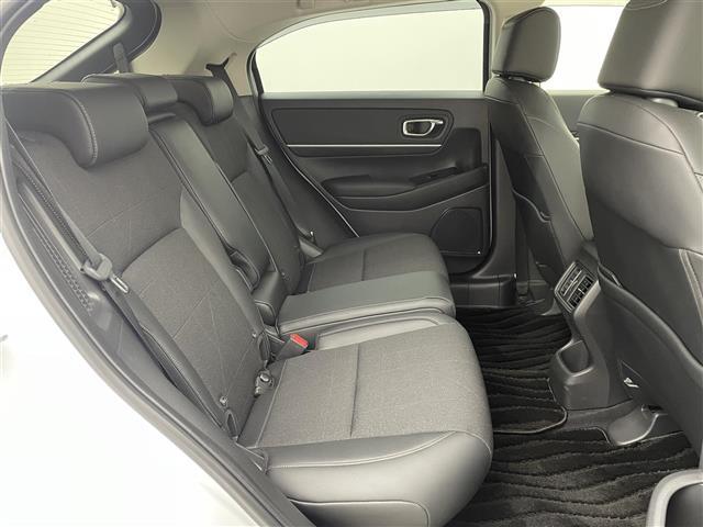 ヴェゼル e:HEV Z 純正9型コネクトナビ BSM パワーバックドア アダプティブクルーズ シートヒーター ワイヤレス充電 ハーフレザーシート ドライブレコーダー ETC2.0 ホンダセンシング スマートフォン連携 禁煙車(26枚目)