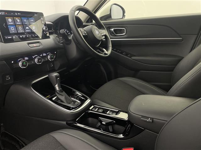 ヴェゼル e:HEV Z 純正9型コネクトナビ BSM パワーバックドア アダプティブクルーズ シートヒーター ワイヤレス充電 ハーフレザーシート ドライブレコーダー ETC2.0 ホンダセンシング スマートフォン連携 禁煙車(27枚目)