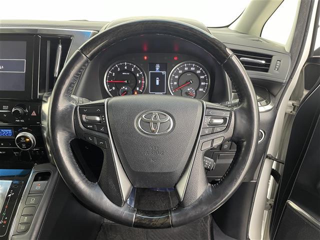 ヴェルファイア ２．５Ｚ　Ｇエディション　純正ナビ　後席モニター　ＪＢＬサウンド　パワーバックドア　両側パワースライドドア　プリクラッシュセーフティ　クルーズコントロール　ＨＤＭＩ入力端子　クリアランスソナー　駐車アシスト　ＥＴＣ　禁煙車（6枚目）