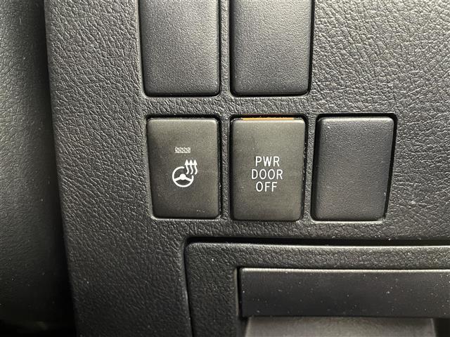 ヴェルファイア ２．５Ｚ　Ｇエディション　純正ナビ　後席モニター　ＪＢＬサウンド　パワーバックドア　両側パワースライドドア　プリクラッシュセーフティ　クルーズコントロール　ＨＤＭＩ入力端子　クリアランスソナー　駐車アシスト　ＥＴＣ　禁煙車（11枚目）