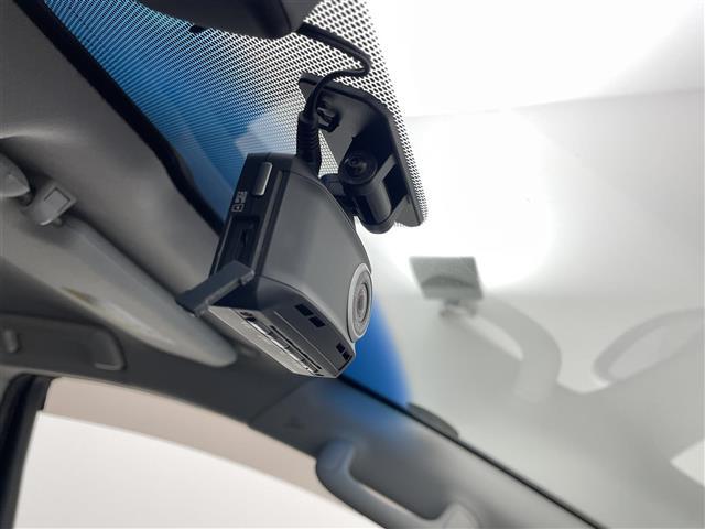 ヴェルファイア ２．５Ｚ　Ｇエディション　純正ナビ　後席モニター　ＪＢＬサウンド　パワーバックドア　両側パワースライドドア　プリクラッシュセーフティ　クルーズコントロール　ＨＤＭＩ入力端子　クリアランスソナー　駐車アシスト　ＥＴＣ　禁煙車（16枚目）