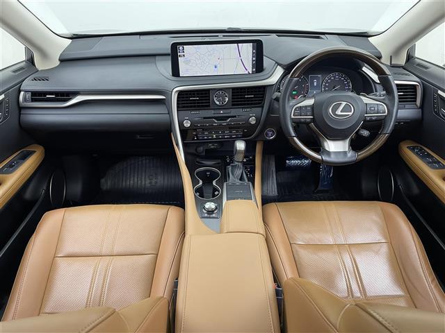 ＲＸ ＲＸ４５０ｈ　バージョンＬ　４ＷＤ　パノラマルーフ　全周囲カメラ　三眼ＬＥＤヘッド　ＢＳＭ　ＨＵＤ　１００Ｖ電源　後席電動格納　前後席シートヒーター　ステアリングヒーター　パワーバックドア　追従クルーズ　純正ＥＧスターター　禁煙（2枚目）