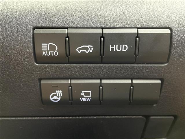 ＲＸ ＲＸ４５０ｈ　バージョンＬ　４ＷＤ　パノラマルーフ　全周囲カメラ　三眼ＬＥＤヘッド　ＢＳＭ　ＨＵＤ　１００Ｖ電源　後席電動格納　前後席シートヒーター　ステアリングヒーター　パワーバックドア　追従クルーズ　純正ＥＧスターター　禁煙（7枚目）