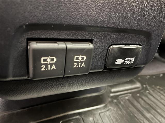 ＲＸ ＲＸ４５０ｈ　バージョンＬ　４ＷＤ　パノラマルーフ　全周囲カメラ　三眼ＬＥＤヘッド　ＢＳＭ　ＨＵＤ　１００Ｖ電源　後席電動格納　前後席シートヒーター　ステアリングヒーター　パワーバックドア　追従クルーズ　純正ＥＧスターター　禁煙（28枚目）