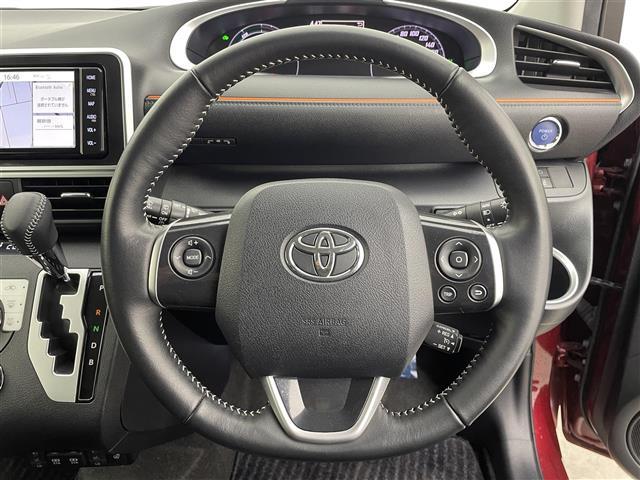 シエンタ ハイブリッド ファンベースG 純正ナビ 全周囲カメラ 両側電動スライドドア シートヒーター クルーズコントロール クリアランスソナー トヨタセーフティセンス LEDヘッドランプ フォグランプ 純正15インチアルミ 禁煙車(11枚目)