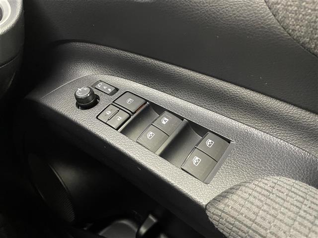 シエンタ ハイブリッド ファンベースG 純正ナビ 全周囲カメラ 両側電動スライドドア シートヒーター クルーズコントロール クリアランスソナー トヨタセーフティセンス LEDヘッドランプ フォグランプ 純正15インチアルミ 禁煙車(21枚目)