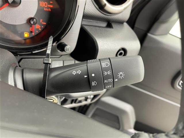 ジムニーシエラ JC 登録済未使用車 スズキセーフティサポート 前後パーキングセンサー LEDヘッドライト フォグランプ シートヒーター レーダークルーズコントロール レーンキープアシスト オートハイビーム 純正15AW(8枚目)