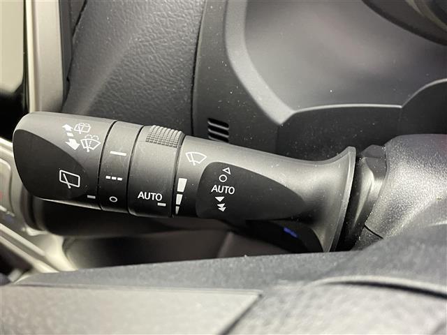 ランドクルーザープラド TX Lパッケージ マットブラックエディション 純正9型ナビ 黒革シート シートヒーター/ベンチレーション アダプティブクルーズ 前後クリアランスソナー ルーフレール 専用18インチAW フルセグTV バックモニター Bluetoothオーディオ(12枚目)