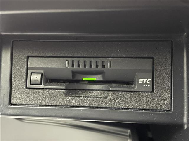 ランドクルーザープラド TX Lパッケージ マットブラックエディション 純正9型ナビ 黒革シート シートヒーター/ベンチレーション アダプティブクルーズ 前後クリアランスソナー ルーフレール 専用18インチAW フルセグTV バックモニター Bluetoothオーディオ(14枚目)