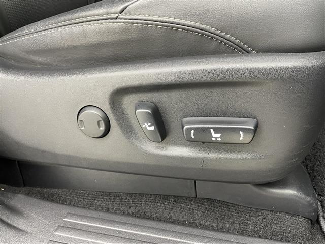 ランドクルーザープラド TX Lパッケージ マットブラックエディション 純正9型ナビ 黒革シート シートヒーター/ベンチレーション アダプティブクルーズ 前後クリアランスソナー ルーフレール 専用18インチAW フルセグTV バックモニター Bluetoothオーディオ(20枚目)