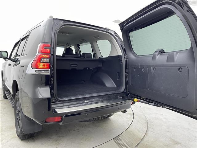 ランドクルーザープラド TX Lパッケージ マットブラックエディション 純正9型ナビ 黒革シート シートヒーター/ベンチレーション アダプティブクルーズ 前後クリアランスソナー ルーフレール 専用18インチAW フルセグTV バックモニター Bluetoothオーディオ(29枚目)