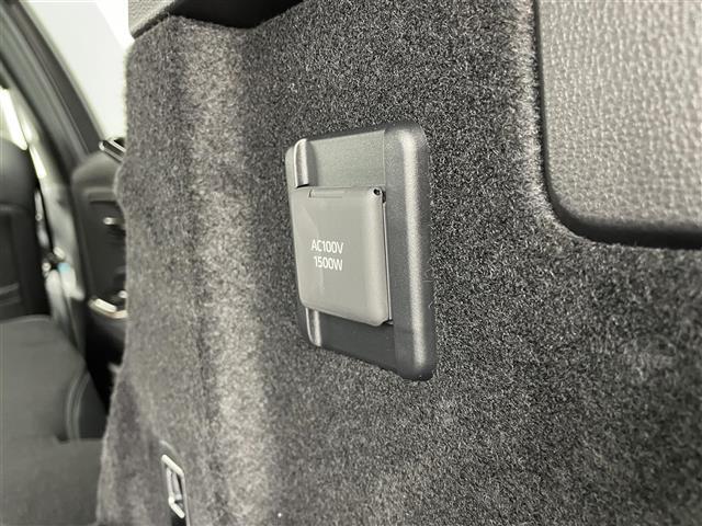 クラウンスポーツ Z 純正ナビ 全周囲カメラ デジタルインナーミラー BSM RCTA プロドライビングアシスト パワーバックドア トヨタチームメイト フルセグTV ワイヤレス充電 ETC2.0 100V電源 禁煙車(30枚目)