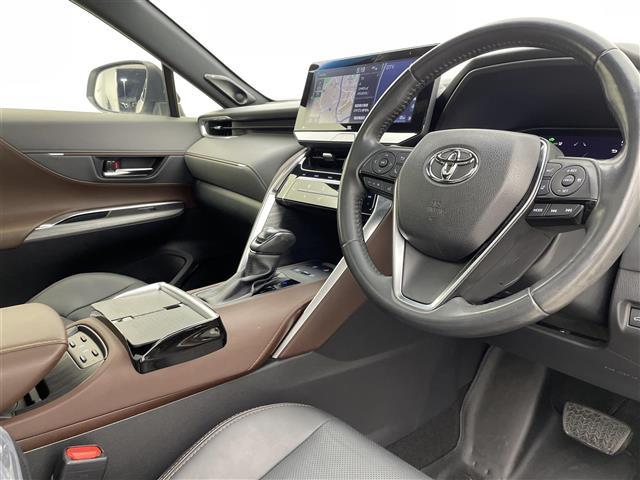 ハリアーハイブリッド Z レザーパッケージ 4WD 調光パノラマルーフ 純正12型ナビ 全周囲カメラ デジタルインナーミラー BSM HUD パワーバックドア シートヒーター/ベンチレーション メモリ機能付パワーシート フルセグTV 禁煙車(22枚目)