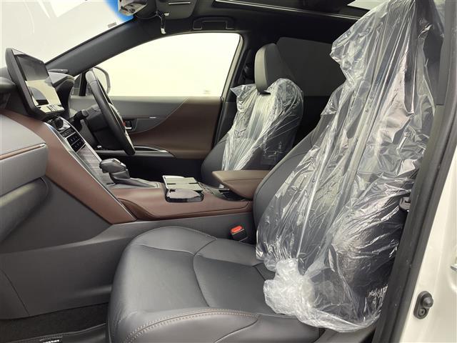 ハリアーハイブリッド Z レザーパッケージ 4WD 調光パノラマルーフ 純正12型ナビ 全周囲カメラ デジタルインナーミラー BSM HUD パワーバックドア シートヒーター/ベンチレーション メモリ機能付パワーシート フルセグTV 禁煙車(25枚目)