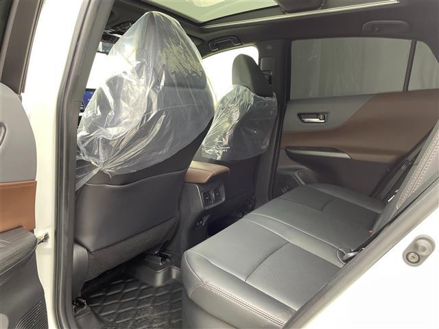 ハリアーハイブリッド Z レザーパッケージ 4WD 調光パノラマルーフ 純正12型ナビ 全周囲カメラ デジタルインナーミラー BSM HUD パワーバックドア シートヒーター/ベンチレーション メモリ機能付パワーシート フルセグTV 禁煙車(27枚目)