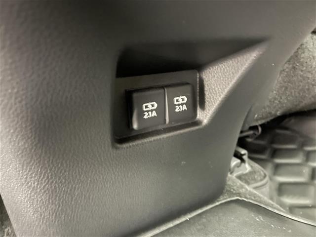 ハリアーハイブリッド Z レザーパッケージ 4WD 調光パノラマルーフ 純正12型ナビ 全周囲カメラ デジタルインナーミラー BSM HUD パワーバックドア シートヒーター/ベンチレーション メモリ機能付パワーシート フルセグTV 禁煙車(28枚目)