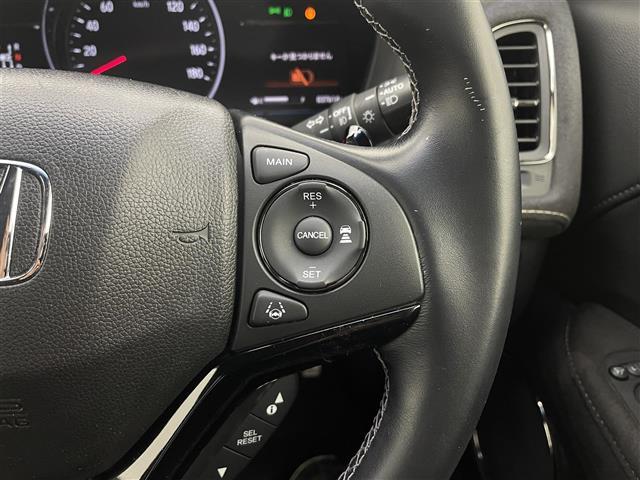 ヴェゼル ハイブリッド 純正ナビ アダプティブクルーズコントロール コンフォートビューPKG レーンキープアシスト 衝突軽減ブレーキ ハーフレザーシート ルーフレール シートヒーター バックカメラ ETC 禁煙車(10枚目)