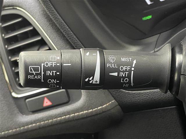 ヴェゼル ハイブリッド 純正ナビ アダプティブクルーズコントロール コンフォートビューPKG レーンキープアシスト 衝突軽減ブレーキ ハーフレザーシート ルーフレール シートヒーター バックカメラ ETC 禁煙車(19枚目)