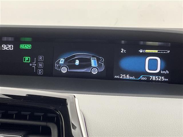 プリウス Ｓ　純正ＳＤナビ（ＡＭ／ＦＭ／ＢＴ／フルセグＴＶ／ＣＤ／ＤＶＤ）スマートキー　スペアキー　プッシュスタート　コーナーセンサー　純正フロアマット　バックカメラ　ドアバイザー　クルーズコントロール（3枚目）