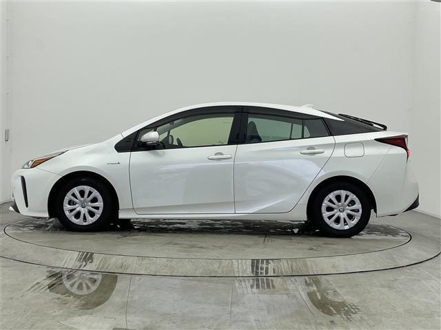 プリウス Ｓ　純正ＳＤナビ（ＡＭ／ＦＭ／ＢＴ／フルセグＴＶ／ＣＤ／ＤＶＤ）スマートキー　スペアキー　プッシュスタート　コーナーセンサー　純正フロアマット　バックカメラ　ドアバイザー　クルーズコントロール（37枚目）