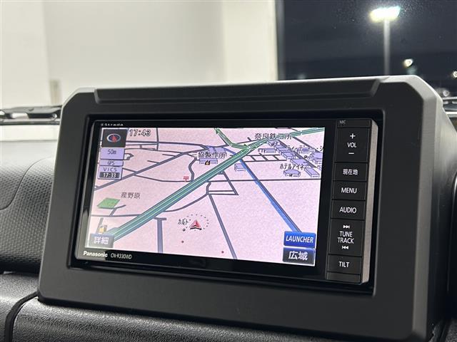 ジムニー XG 届け出済未使用車 ナビ 衝突軽減システム レーンアシスト ダウンヒルアシストコントロール アイドリングストップ 横滑り防止 ヘッドライトレベライザー リモコンキー 背面タイヤ サイドバイザー 禁煙車(3枚目)