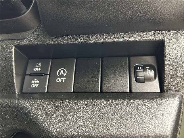 ジムニー XG 届け出済未使用車 ナビ 衝突軽減システム レーンアシスト ダウンヒルアシストコントロール アイドリングストップ 横滑り防止 ヘッドライトレベライザー リモコンキー 背面タイヤ サイドバイザー 禁煙車(6枚目)