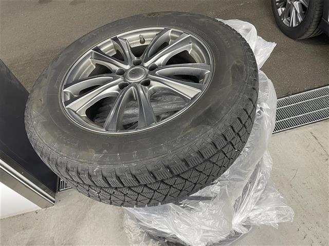 CX-8 XDプロアクティブ Sパッケージ 純正ナビ 全周囲カメラ 後席モニター BOSEサウンド 黒革シート パワーバックドア フルセグTV CD/DVDプレーヤー パワーシート シートヒーター BSM 17AW/スタッドレスタイヤ車載(43枚目)