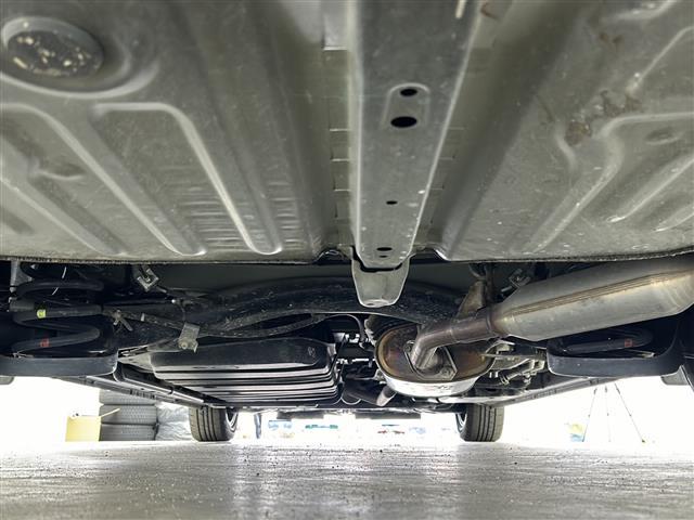 エスクァイア ハイブリッドＧｉ　ワンオーナー　純正１０インチＳＤナビ「ＮＳＺＮ－Ｚ６６Ｔ」バックカメラ　純正１２．１型後席ディスプレイ「Ｖ１２Ｔ－Ｒ６６Ｃ」ビルトインＥＴＣ　ドライブレコーダー　保証書　取扱説明書（43枚目）