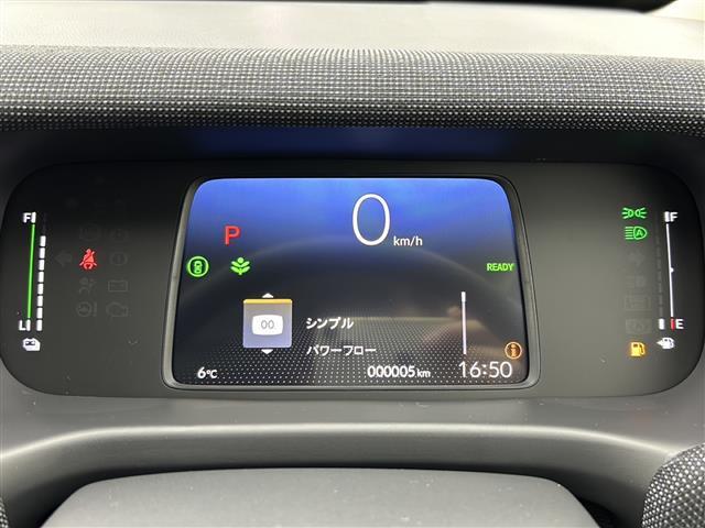 フリード ｅ：ＨＥＶエアー　ＥＸ　純正９インチナビ：ＬＸＭ－２４２ＺＦＮＩ（Ｂｌｕｅｔｏｏｔｈ／Ａｐｐｌｅ　ＣａｒＰｌａｙ／ＴＶ／Ａｎｄｒｏｉｄ　Ａｕｔｏ）　全方位カメラ　前席シートヒーター　両側パワースライドドア　レーダクルコン（2枚目）