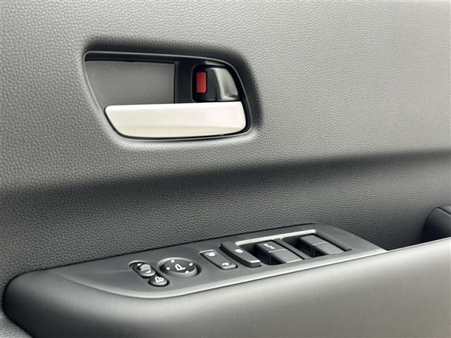 フリード ｅ：ＨＥＶエアー　ＥＸ　純正９インチナビ：ＬＸＭ－２４２ＺＦＮＩ（Ｂｌｕｅｔｏｏｔｈ／Ａｐｐｌｅ　ＣａｒＰｌａｙ／ＴＶ／Ａｎｄｒｏｉｄ　Ａｕｔｏ）　全方位カメラ　前席シートヒーター　両側パワースライドドア　レーダクルコン（19枚目）