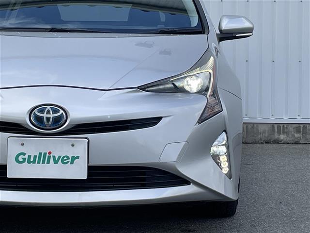 プリウス Ｓツーリングセレクション　トヨタセーフティセンス　純正ナビ（ＮＳＺＴ－Ｗ６６Ｔ）　バックカメラ　黒革シート　シートヒーター　ＬＥＤオートライト　フォグランプ　レーダークルーズコントロール　フルセグＴＶ　ＨＤＭＩ　ブルートゥース（32枚目）