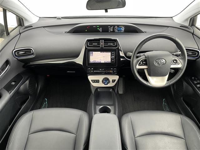 プリウス Ｓツーリングセレクション　トヨタセーフティセンス　純正ナビ（ＮＳＺＴ－Ｗ６６Ｔ）　バックカメラ　黒革シート　シートヒーター　ＬＥＤオートライト　フォグランプ　レーダークルーズコントロール　フルセグＴＶ　ＨＤＭＩ　ブルートゥース（42枚目）