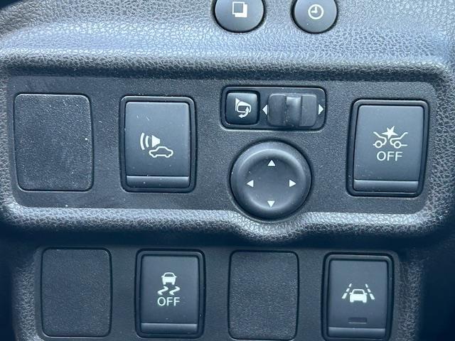 ノート e-パワー メダリスト ワンオーナー 純正ナビ(FM AM フルセグTV Bluetooth DVD SD Blu-ray) 全方位カメラ バックカメラ クルーズコントロール ドライブレコーダー ワイドミラー ETC(33枚目)