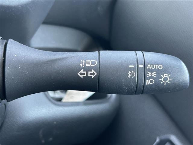 �y�I�[�g���C�g�i�`�t�s�n�j�z�O�̖��邳���V�X�e�������m���āA�����Ńw�b�h���C�g���_�����܂��I�w�b�h���C�g�����Y���h���֗��@�\�ł��B