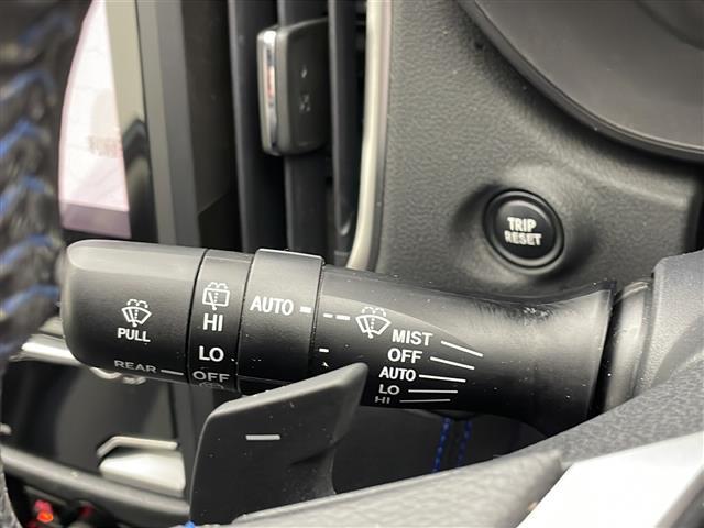 ������тm���C�P���̃K���o�[�����炱���ł��鍂������I���Q�O�Q�O�N�P���@�i���j���{�\����������������ׁi�������ÎԔ���s��̑�蔃����Ǝ҂�ΏۂƂ����u���Î����Ԕ���䐔�m���D�P�����v���j