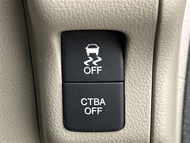 Ｎ－ＢＯＸ Ｇ・Ｌパッケージ　純正ナビ　バックカメラ　両側スライドドア　衝突軽減システム　横滑り防止　ＥＴＣ　純正アルミホイール夏タイヤ積み込み　ヘッドライトレベライザー　スマートキー　プッシュスタート　電動格納ミラー　禁煙車（13枚目）