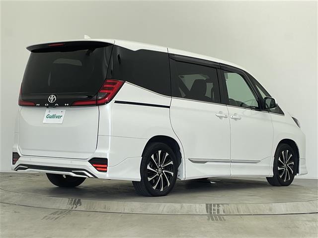 ���ŐV�i�r�i�t���Z�O�E�����Z�O�E�c�u�c�Đ��j�����ē��B�J���b�c�F���A�E�A���p�C���E�C�N���v�X�̃i�r���戵���Ă���o�b�N�J�����i�o�b�N���j�^�[�j��ȃ��j�^�[�i�t���b�v�_�E�����j�^�[�j�̎�t���\�ł��B