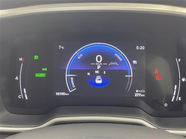 カローラツーリング ハイブリッド G 4WD 純正ディスプレイオーディオ バックカメラ アダプティブクルーズコントロール 衝突軽減 レーンアシスト 横滑り防止 ビルトインETC2.0 スマートキー プッシュスタート 禁煙車(11枚目)