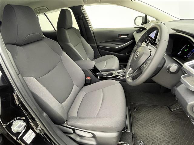 カローラツーリング ハイブリッド G 4WD 純正ディスプレイオーディオ バックカメラ アダプティブクルーズコントロール 衝突軽減 レーンアシスト 横滑り防止 ビルトインETC2.0 スマートキー プッシュスタート 禁煙車(25枚目)