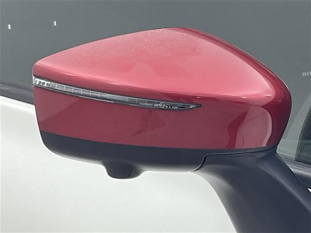 ノート ｅ－パワーニスモ　Ｓ　純正ナビ　全方位カメラ　衝突軽減システム　デジタルインナーミラー　アダプティブクルーズコントロール　レーンアシスト　横滑り防止　ＥＴＣ　ドライブレコーダー　スマートキー　プッシュスタート　禁煙車（32枚目）